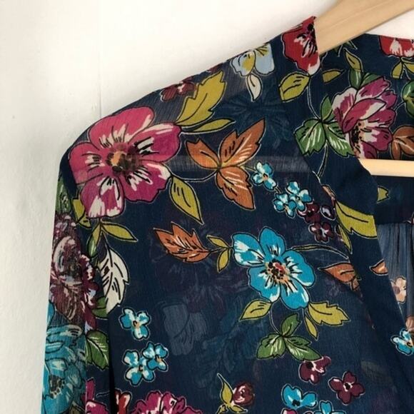 Kut from the Kloth Blue Floral Sheer Top Blouse Size Medium - Picture 5 of 13